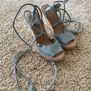 Denim wedge